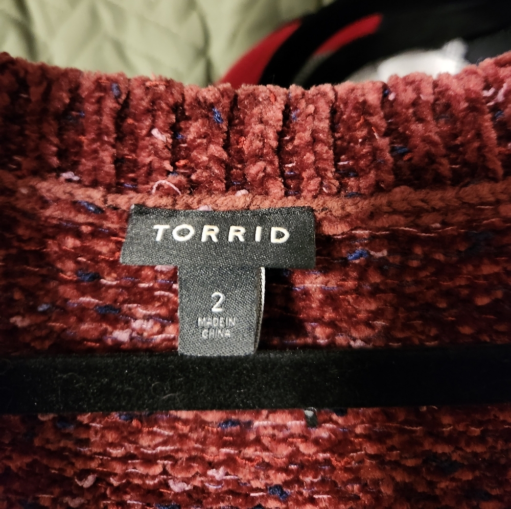 2 cardigans - Picture 2 of 8